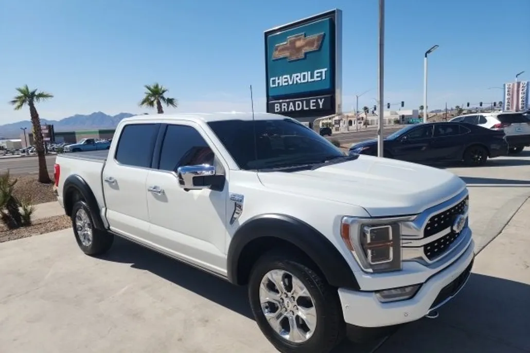 2022 Ford F-150 XL photo 1