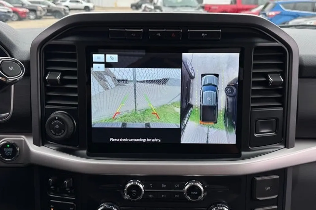 2022 Ford F-150 XLT photo 1