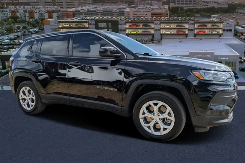2024 Jeep Compass Sport photo 1