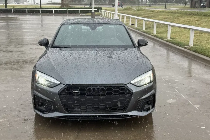 2022 Audi A5 45 S line Premium Plus photo 1