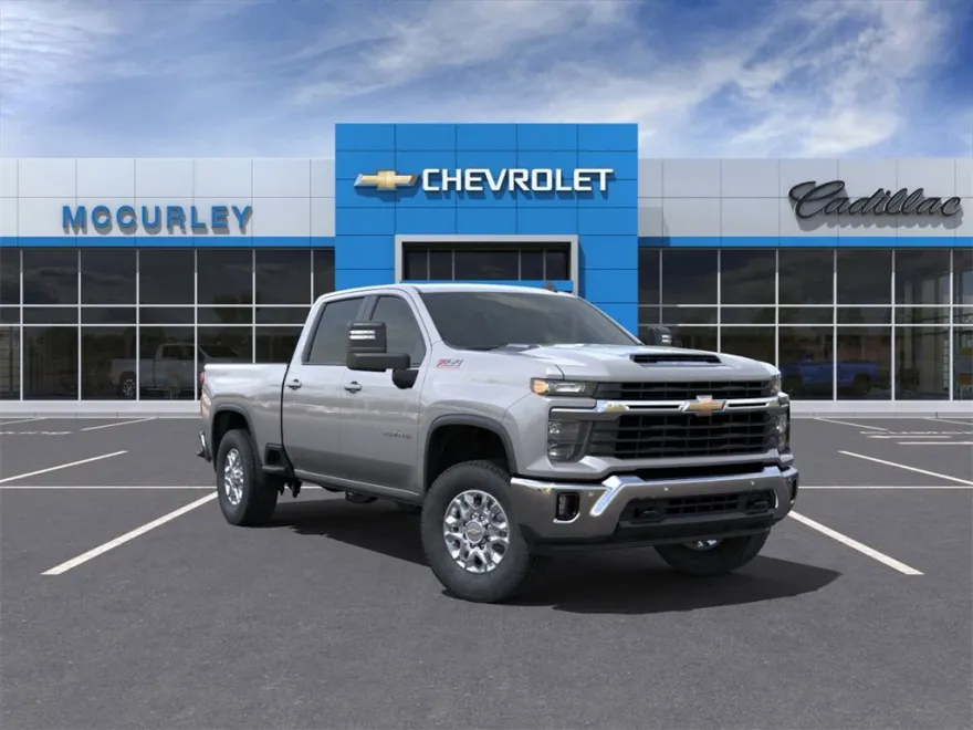 2025 Chevrolet Silverado 3500HD LT photo 1