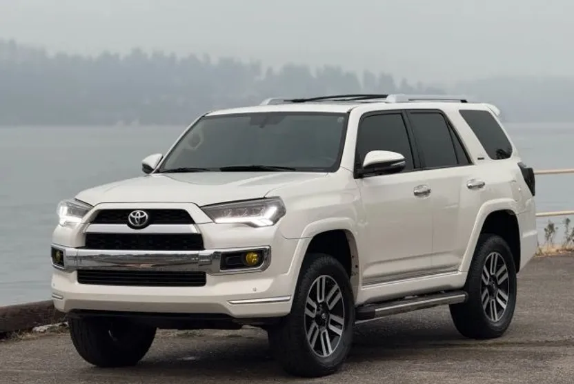 2016 Toyota 4Runner Limited Sport photo 1