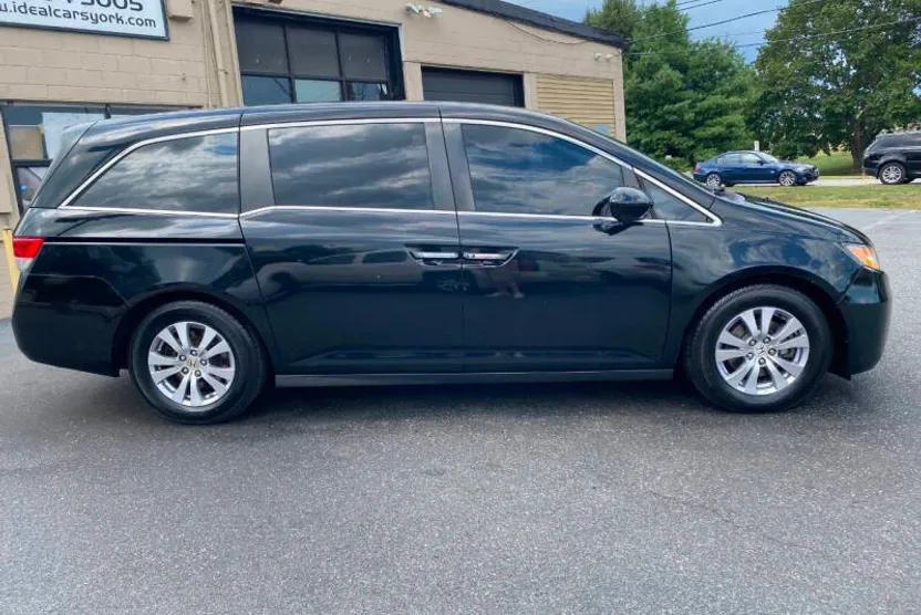 2014 Honda Odyssey EX-L photo 1
