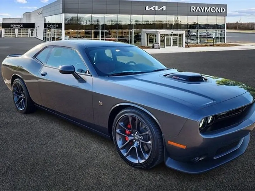 2022 Dodge Challenger R/T Scat Pack photo 1