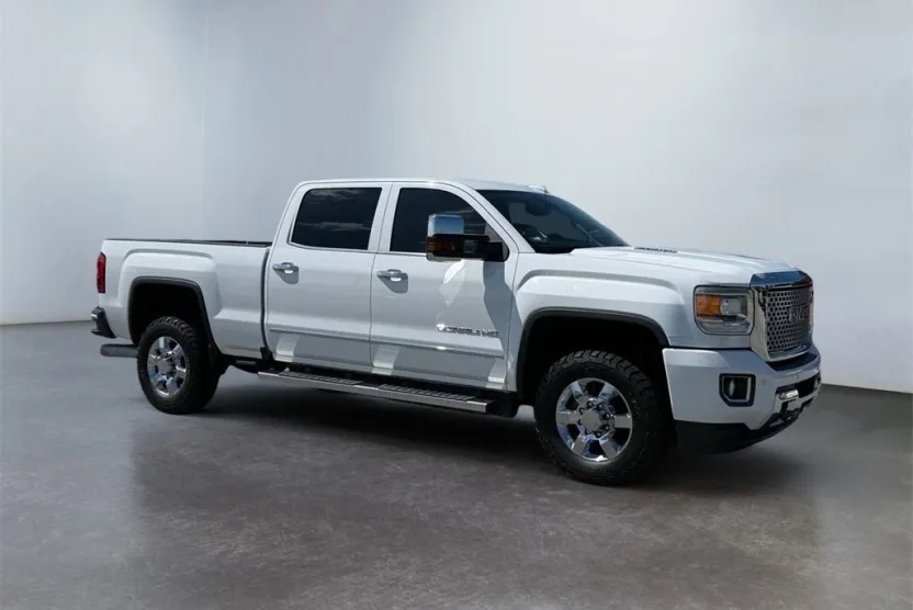 2016 Gmc Sierra 3500 HD Denali photo 1