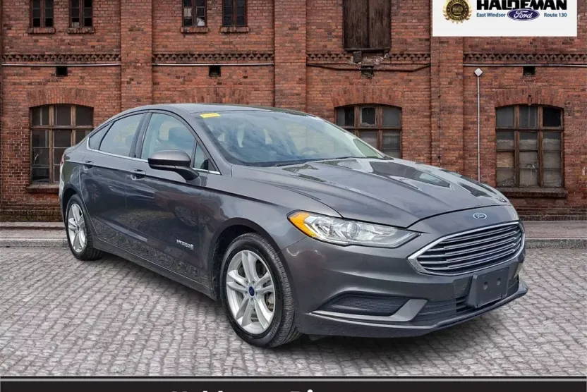 2018 Ford Fusion Hybrid S photo 1