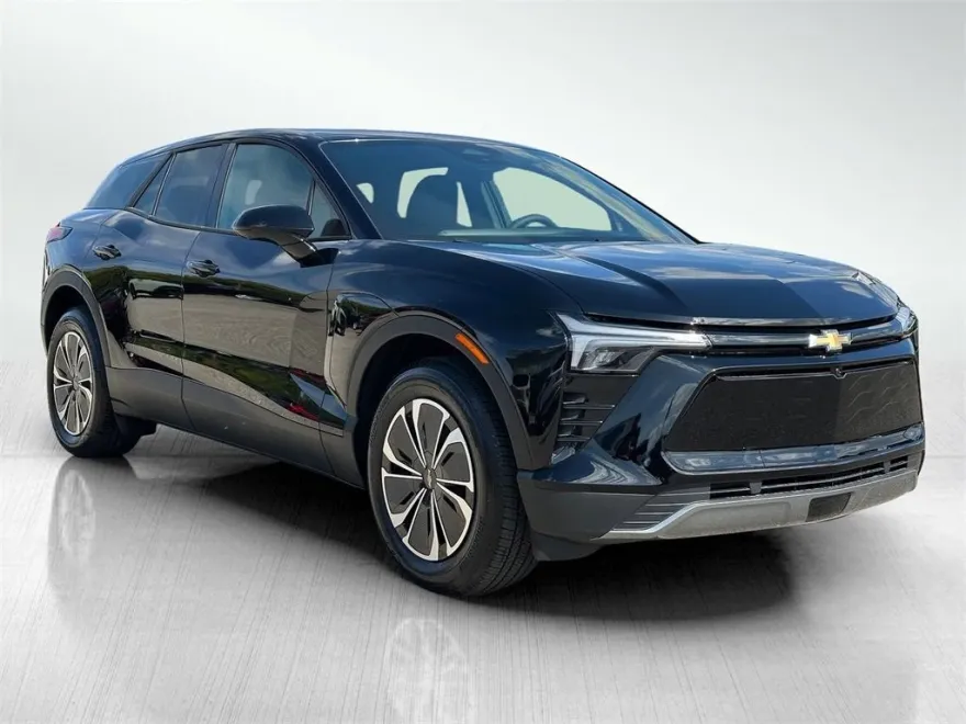 2026 Chevrolet Blazer EV photo 1