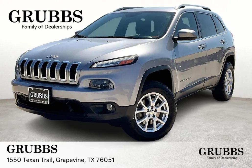 2016 Jeep Cherokee Latitude photo 1