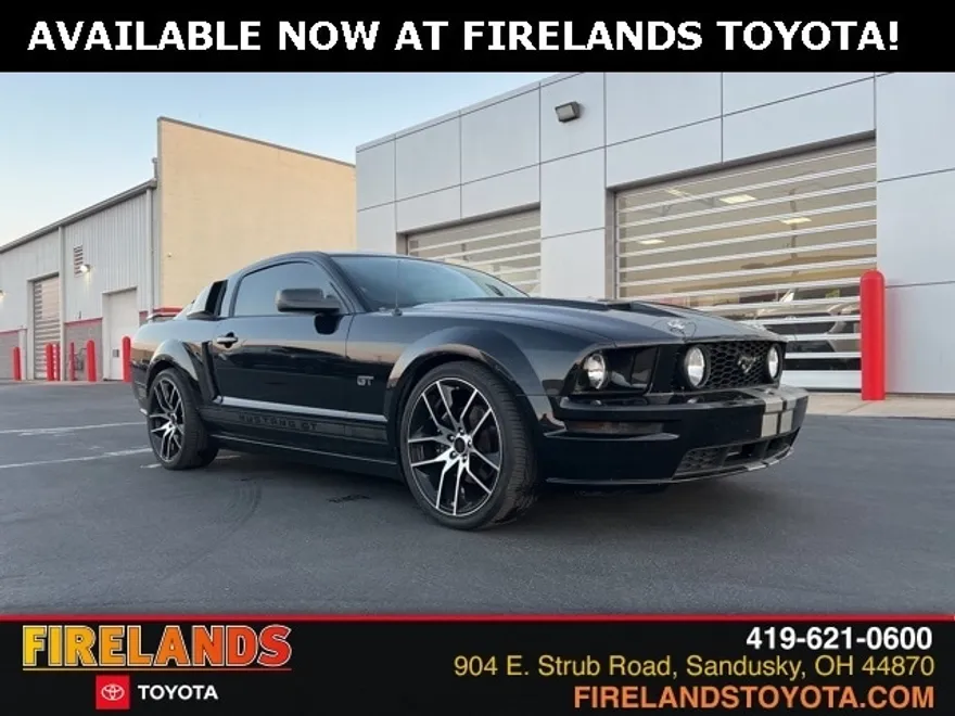 2007 Ford Mustang GT Deluxe photo 1