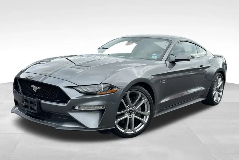 2022 Ford Mustang GT Premium photo 1