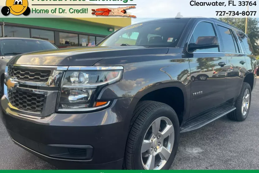 2016 Chevrolet Tahoe LT photo 1