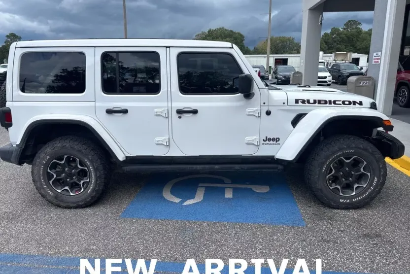 2023 Jeep Wrangler Rubicon photo 1