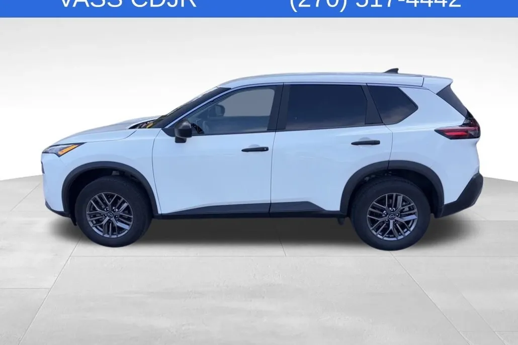 2023 Nissan Rogue S photo 1