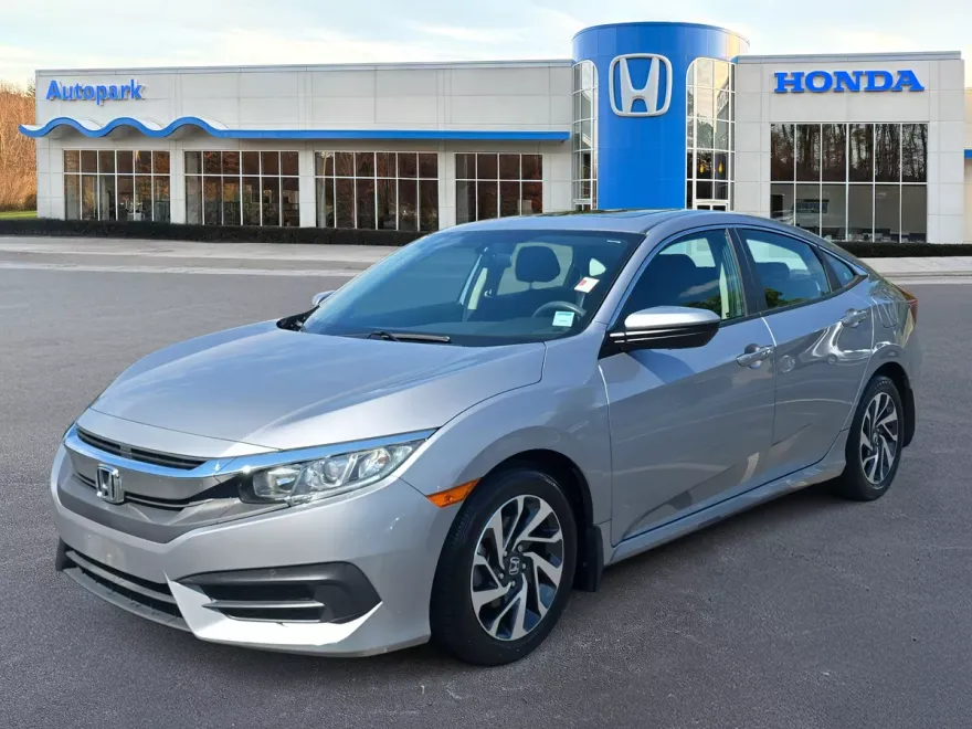 2018 Honda Civic EX photo 1