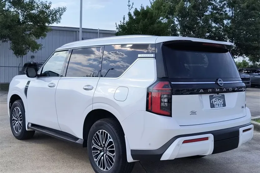 2026 Nissan Armada SL photo 1