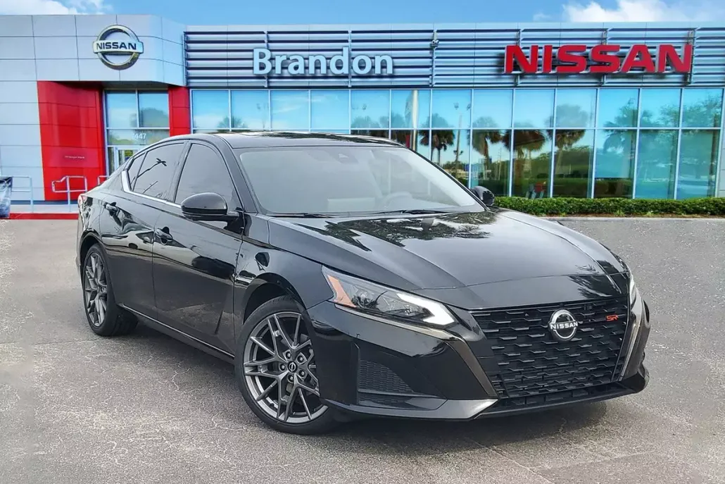 2023 Nissan Altima SR VC-Turbo photo 1