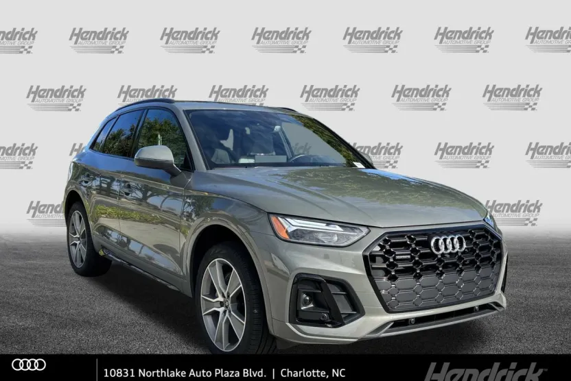 2025 Audi Q5 S line Premium photo 1