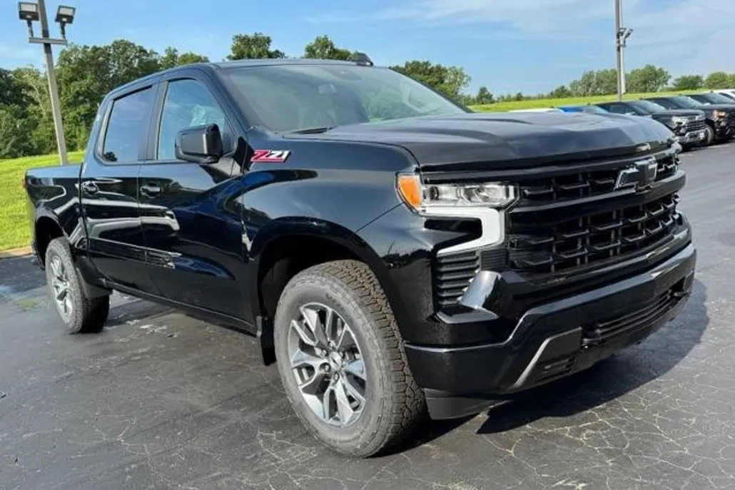 2026 Chevrolet Silverado 1500 RST photo 1