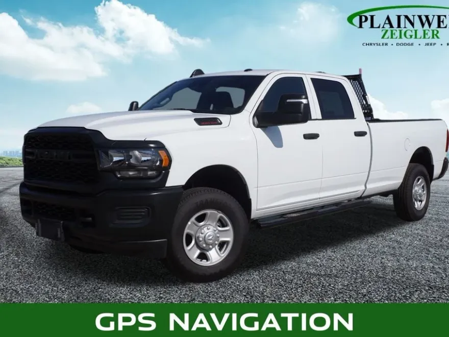 2024 Ram 3500 Tradesman photo 1