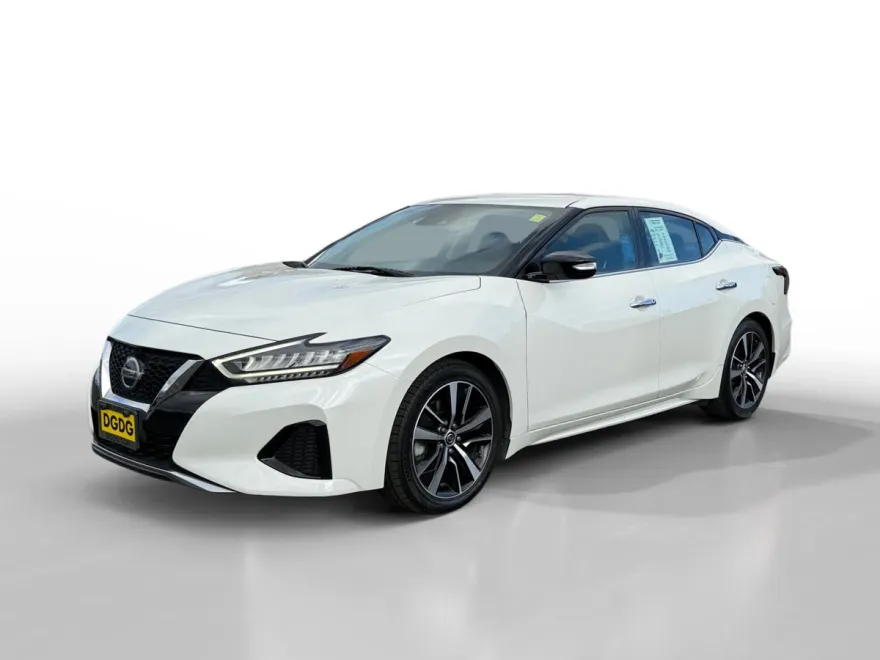 2022 Nissan Maxima SV photo 1