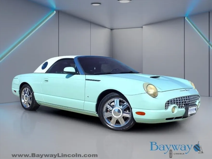 2004 Ford Thunderbird Base photo 1