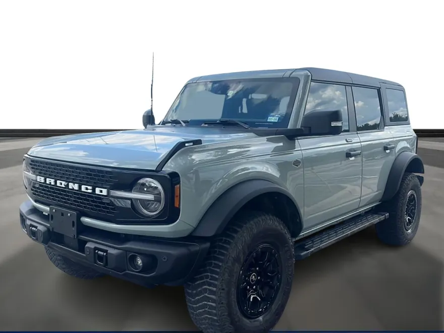 2023 Ford Bronco Wildtrak photo 1