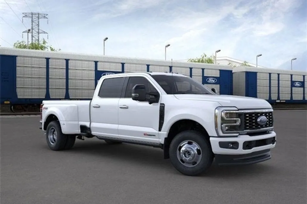 2025 Ford F-350 photo 1
