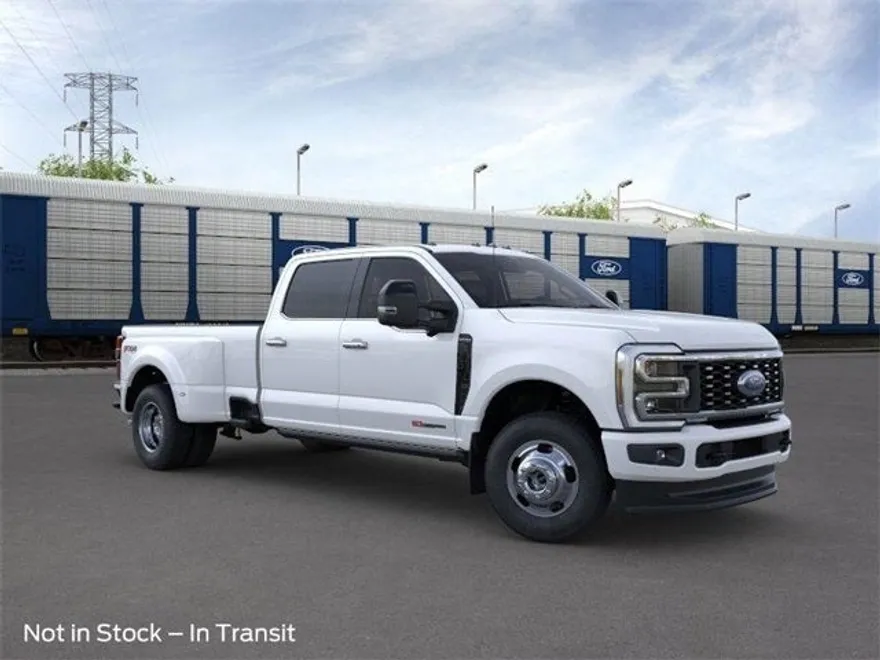 2025 Ford F-350 photo 1