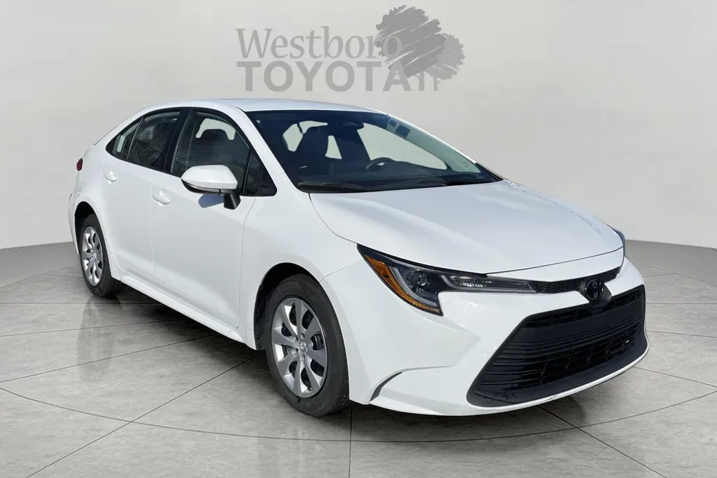 2023 Toyota Corolla LE photo 1