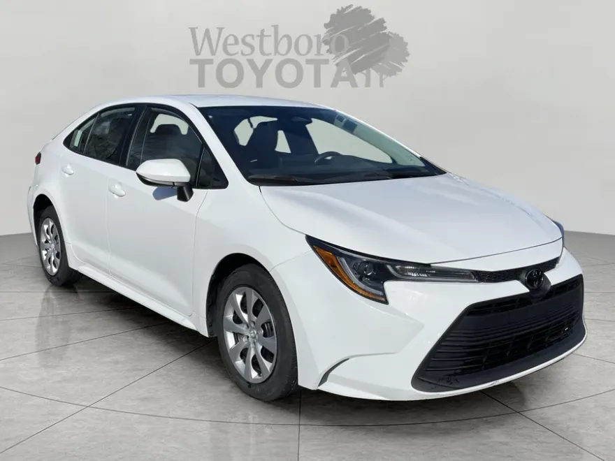 2023 Toyota Corolla LE photo 1