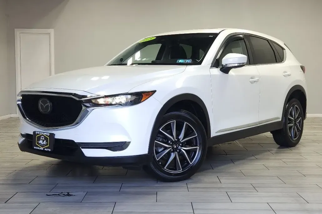 2018 Mazda CX-5 Touring photo 1