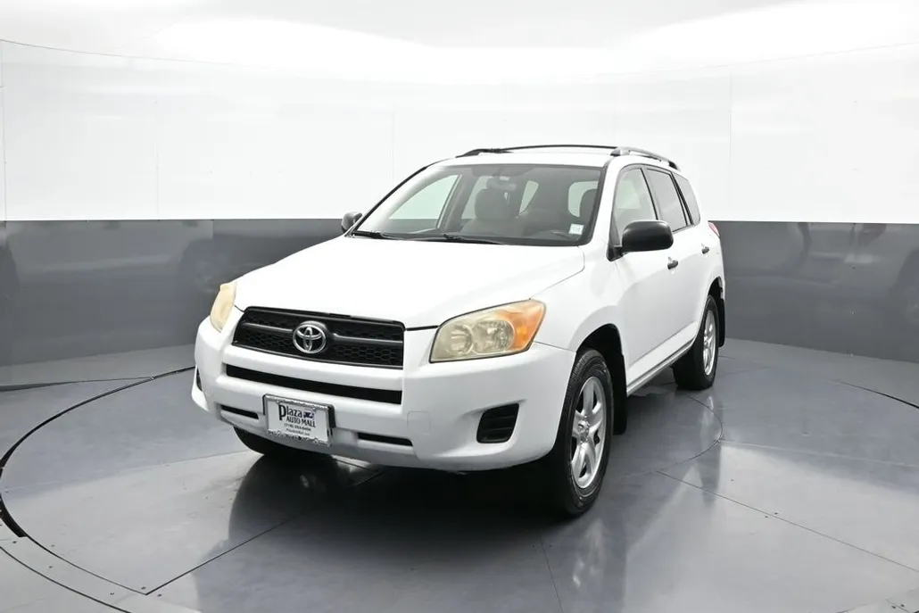 2010 Toyota RAV4 photo 1