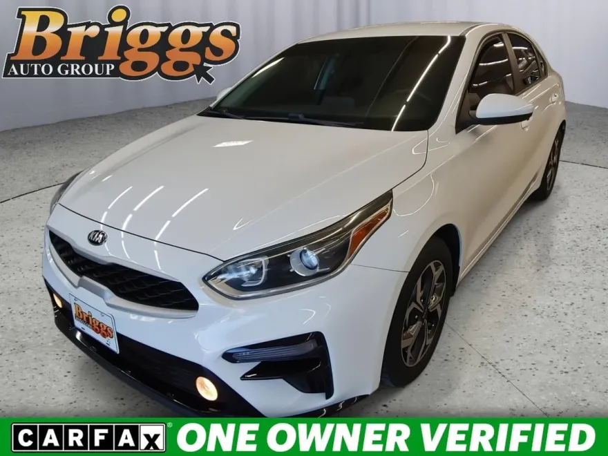 2021 Kia Forte LXS photo 1