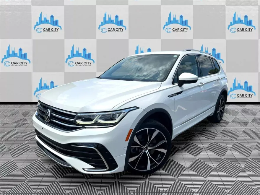 2022 Volkswagen Tiguan SEL Premium R-Line photo 1