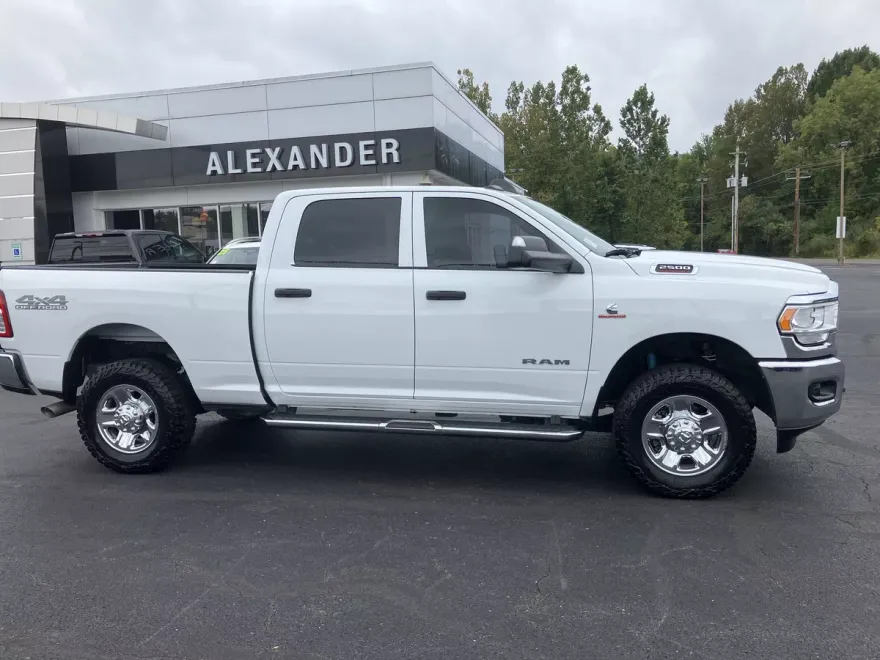 2022 Ram 2500 Tradesman photo 1