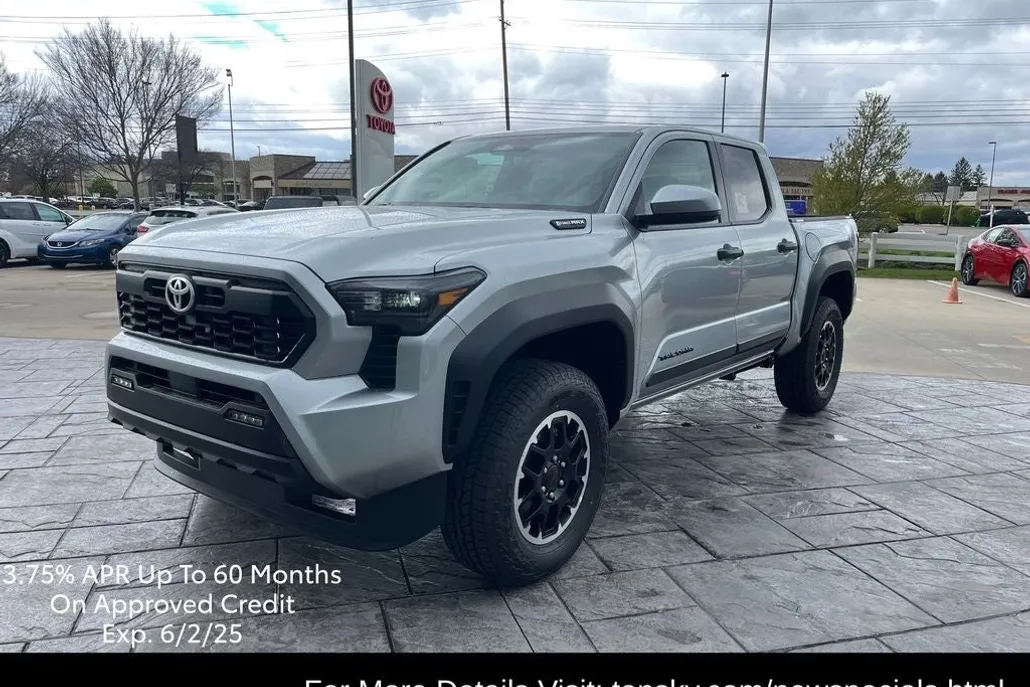2025 Toyota Tacoma TRD Off-Road photo 1