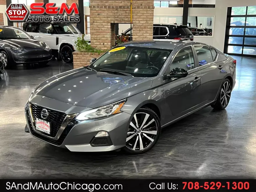 2021 Nissan Altima 2.5 SR photo 1