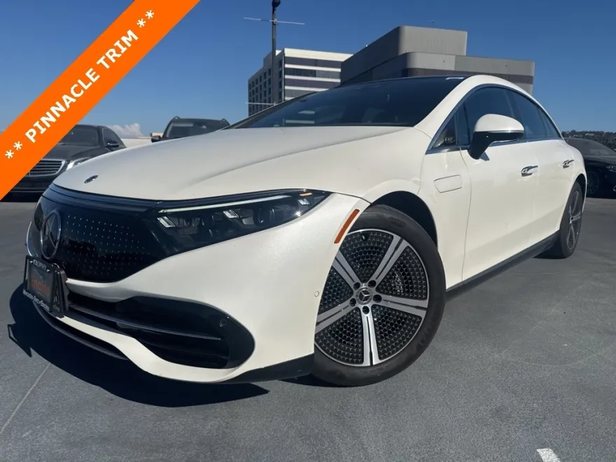 2022 Mercedes Benz EQS Sedan 450 photo 1