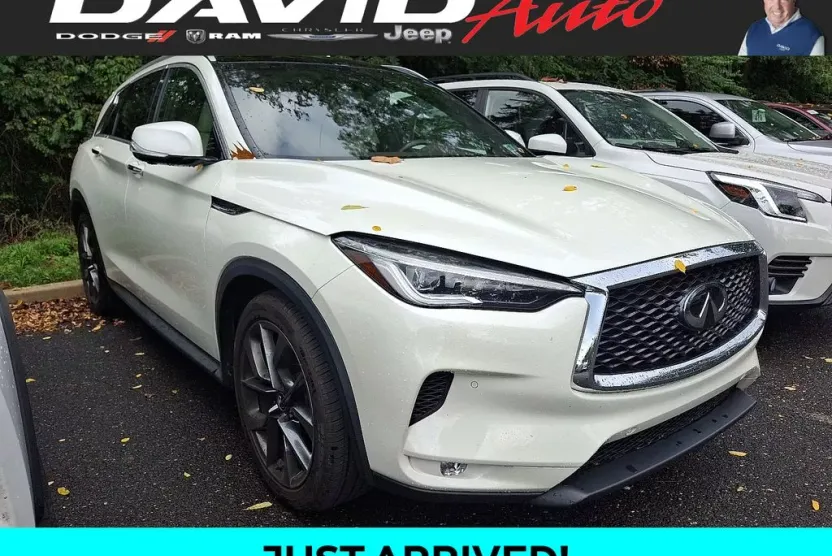 2019 Infiniti QX50 Essential photo 1