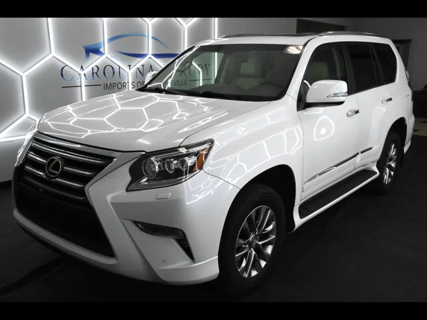2017 Lexus GX 460 Luxury photo 1
