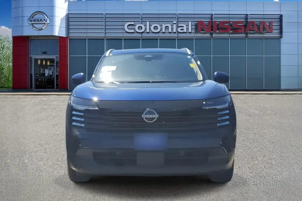 2025 Nissan Kicks SV photo 1