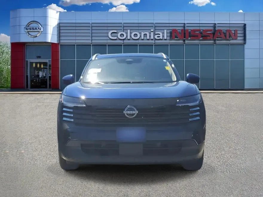 2025 Nissan Kicks SV photo 1