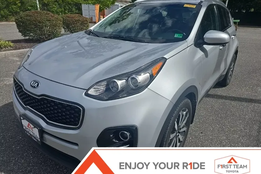 2017 Kia Sportage EX photo 1