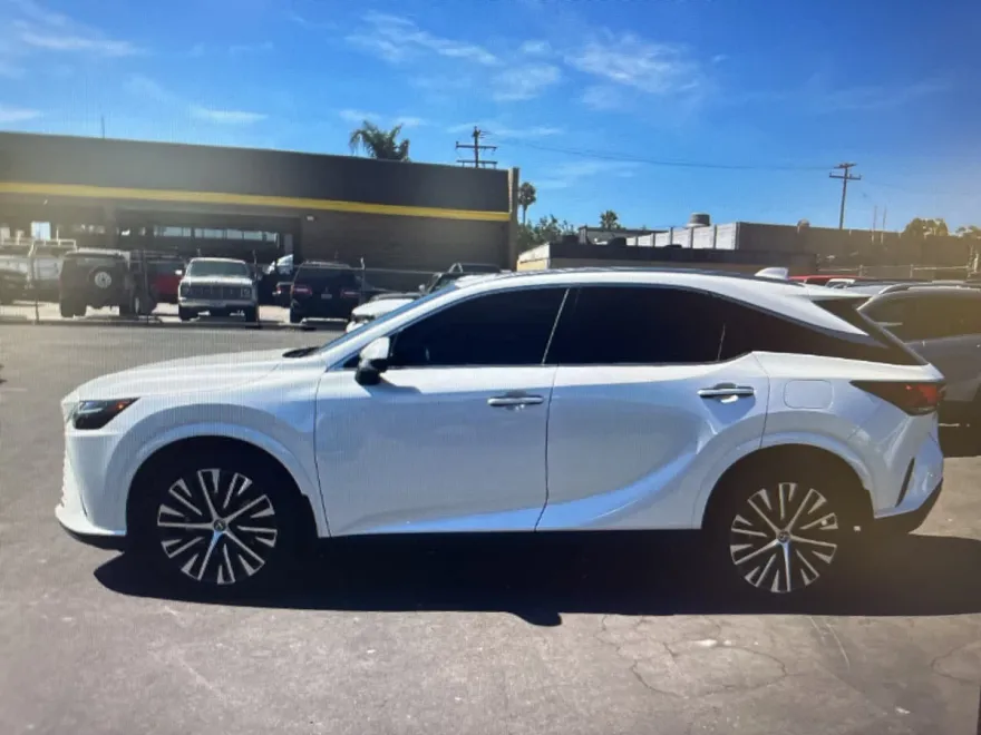 2023 Lexus RX Premium photo 1