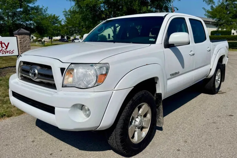 2009 Toyota Tacoma V6 4x4 Double Cab photo 1