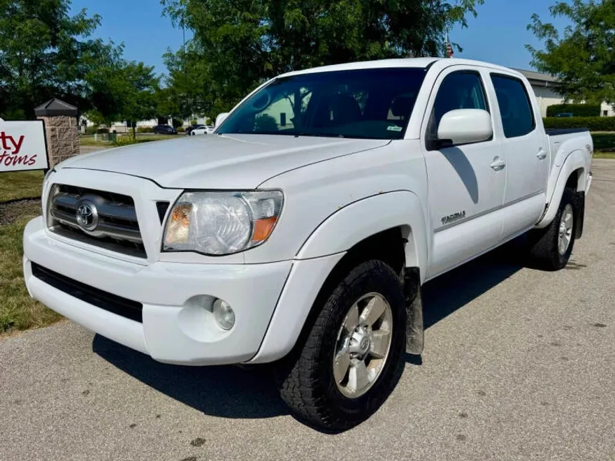2009 Toyota Tacoma V6 4x4 Double Cab photo 1