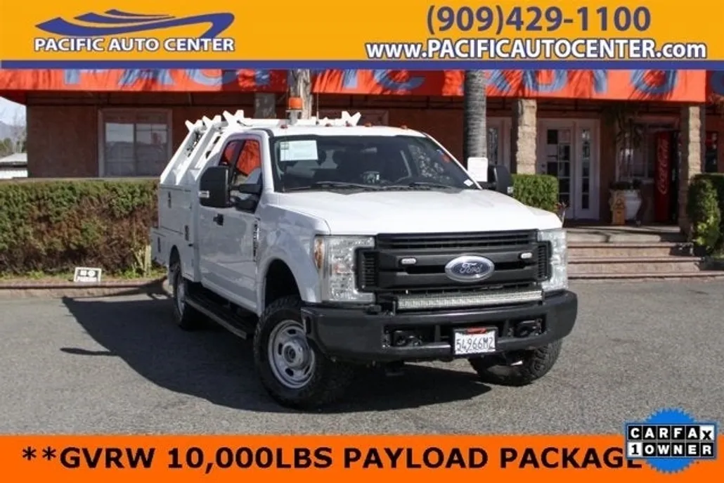 2017 Ford F-250 photo 1