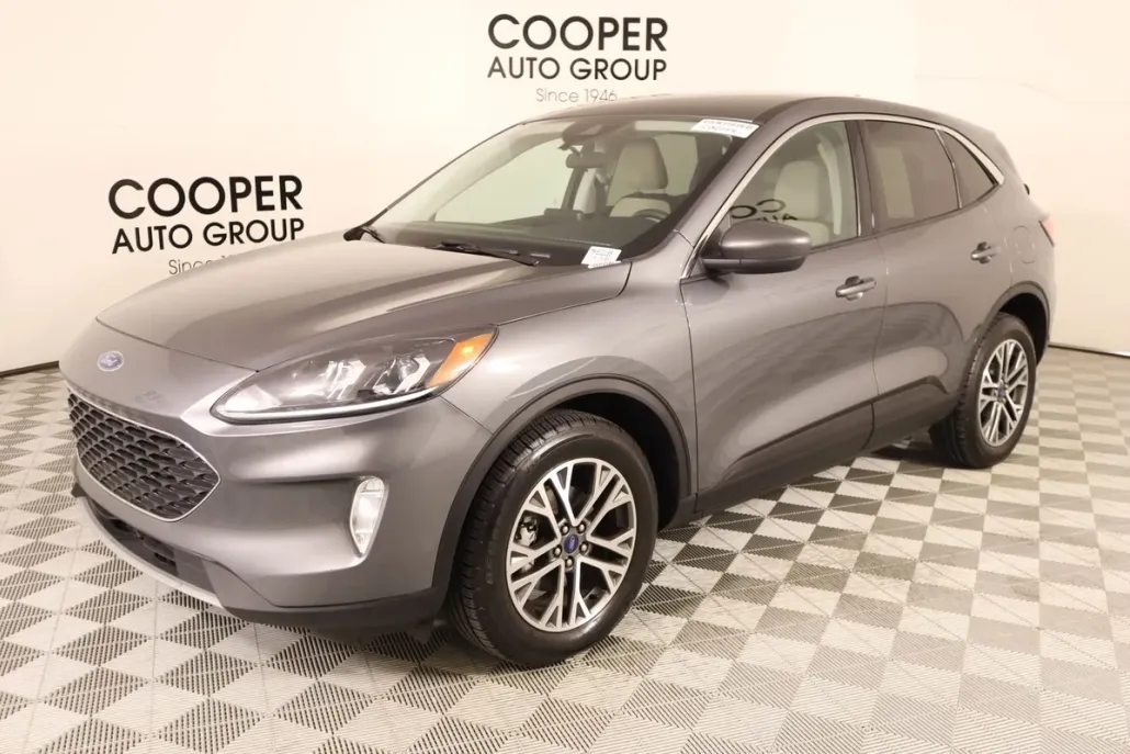 2022 Ford Escape SEL photo 1