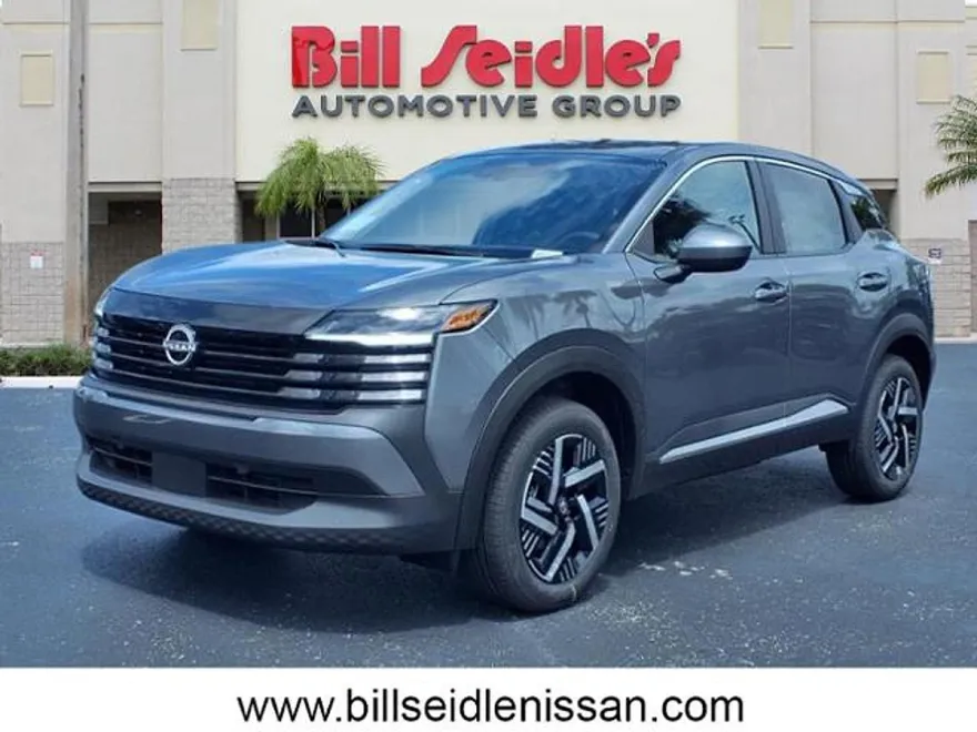 2025 Nissan Kicks SV photo 1