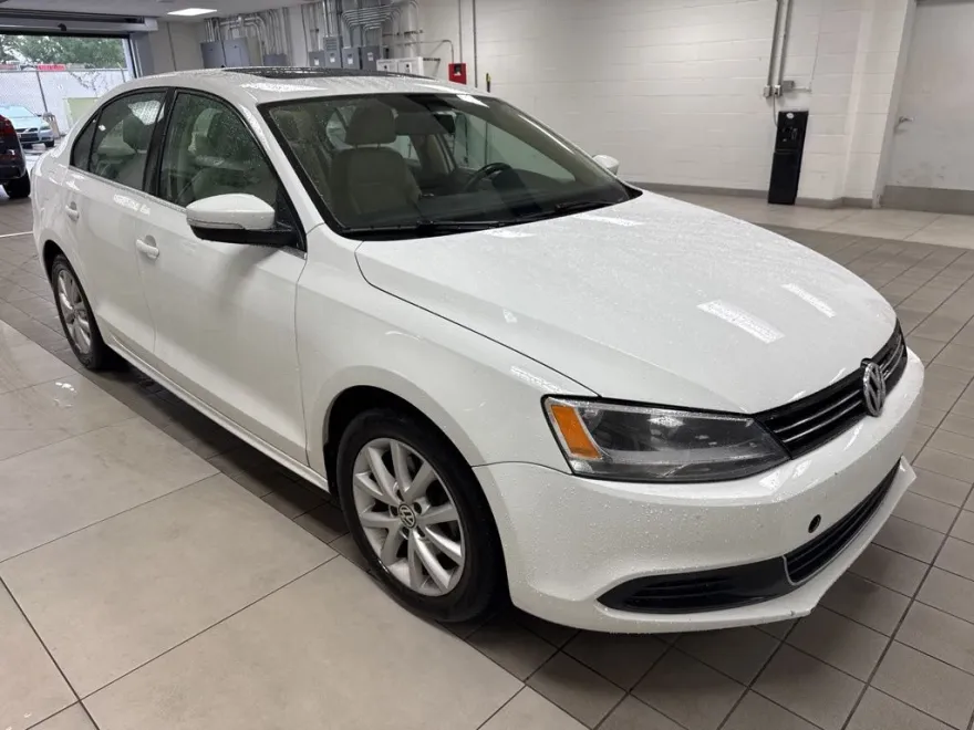 2014 Volkswagen Jetta 1.8T SE photo 1